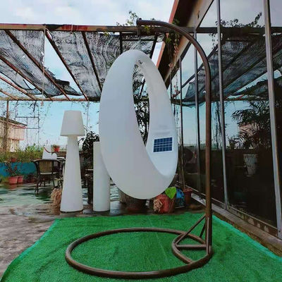 घटना सजावट चमकदार प्लास्टिक एलईडी आँगन स्विंग लाइट आउटडोर फर्नीचर